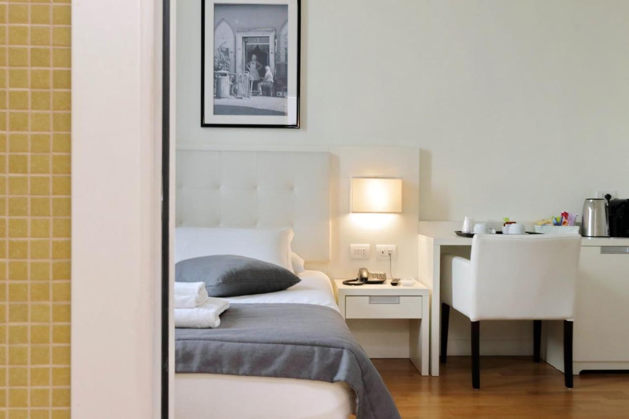 Numero 21 Luxury Guest House Рим Екстериор снимка
