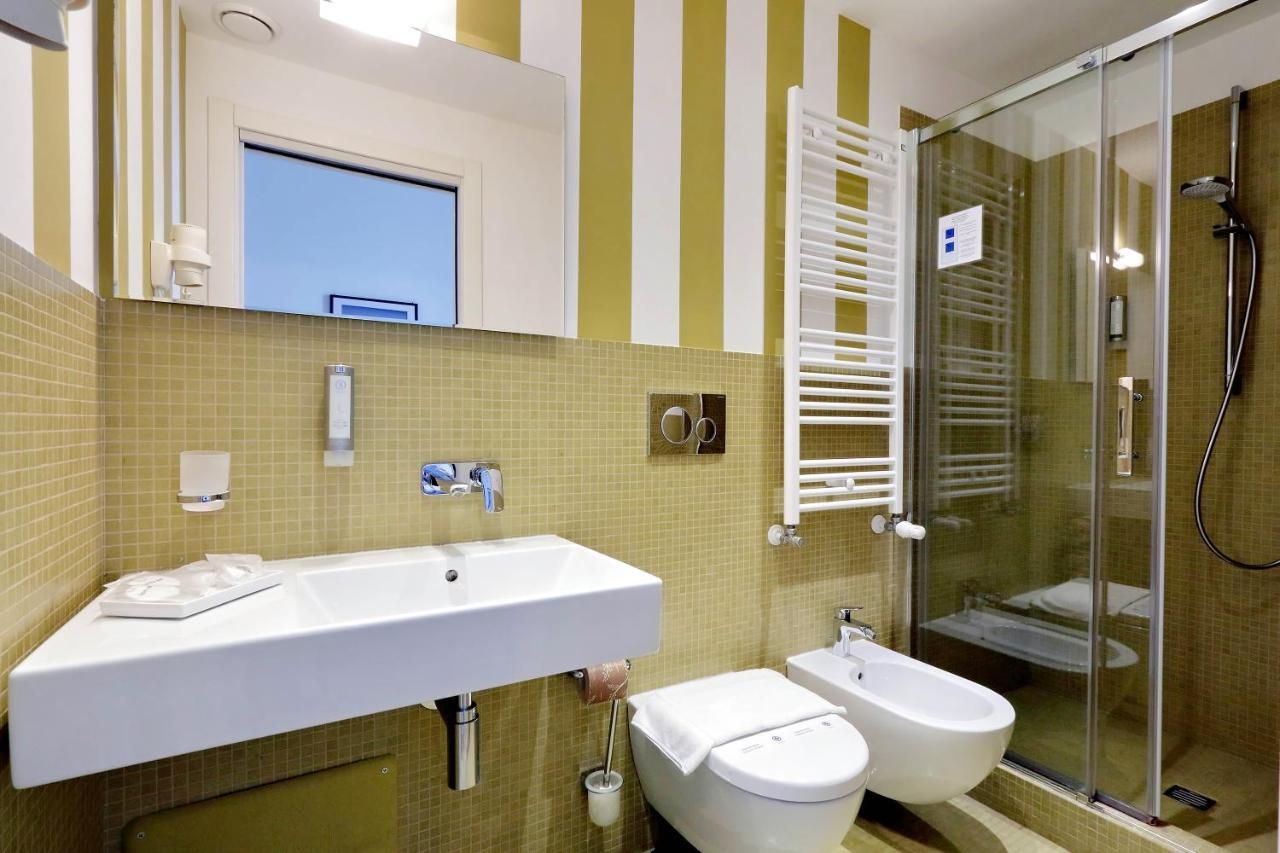 Numero 21 Luxury Guest House Рим Екстериор снимка