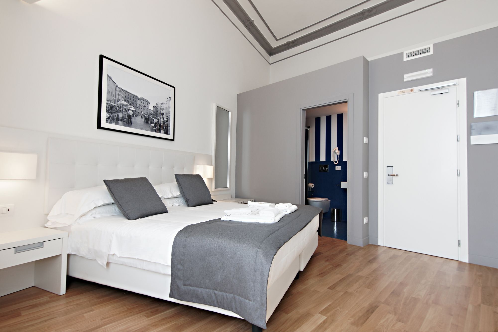 Numero 21 Luxury Guest House Рим Екстериор снимка